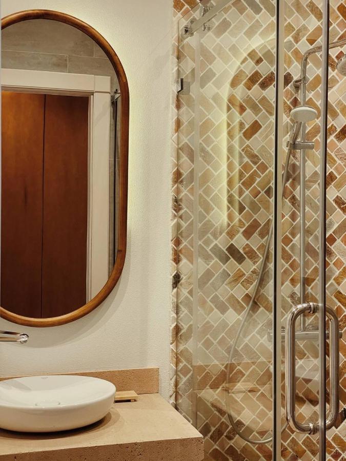 Pana Boutique Hotel Szymkent Zewnętrze zdjęcie
